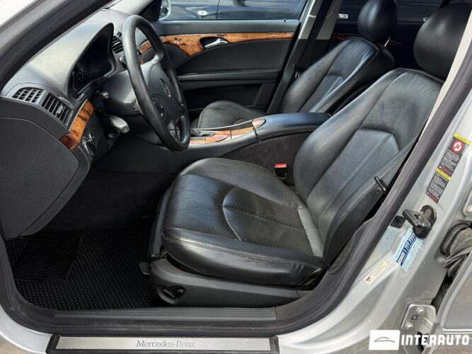Mercedes E 270 36 mercedes E 270 2003