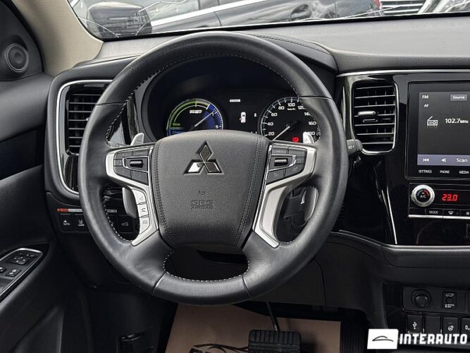 mitsubishi Outlander 2020