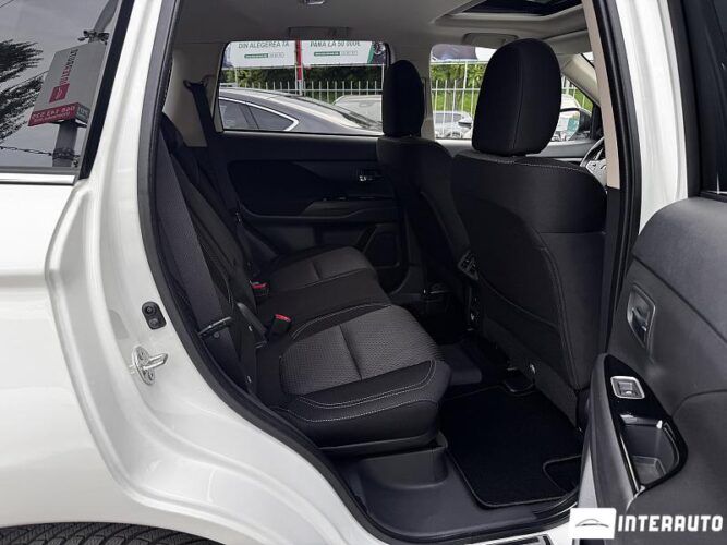 mitsubishi Outlander 2020