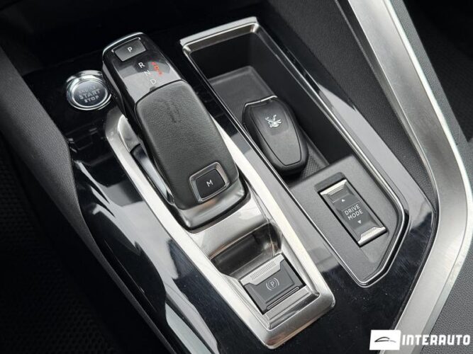 peugeot 5008 2020