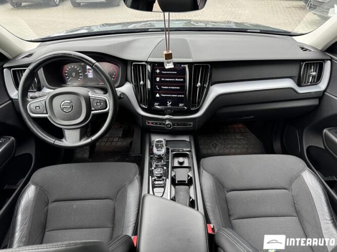 volvo XC 60 2019