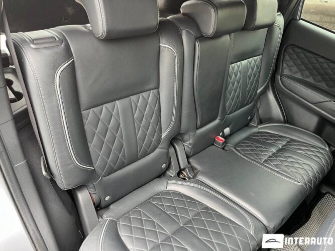 Mitsubishi Outlander 2018 doar la InterAuto