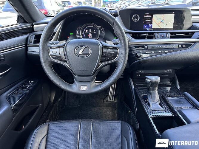 lexus ES 300h 2019