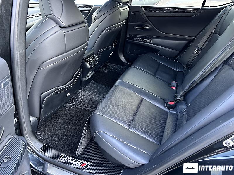 lexus ES 300h 2019