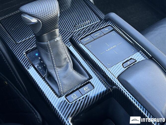 lexus ES 300h 2019