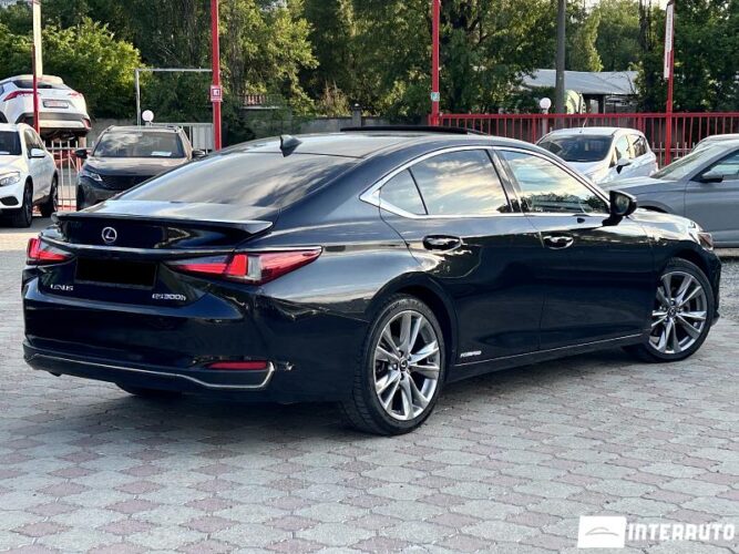 lexus ES 300h 2019