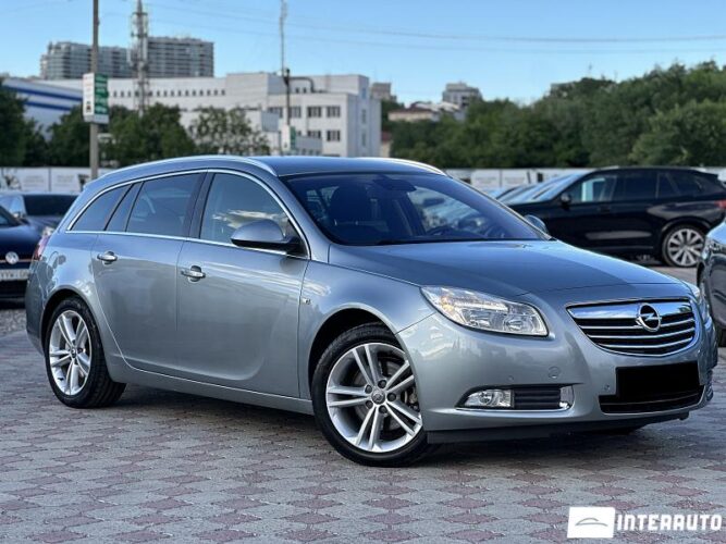 opel Insignia 2011