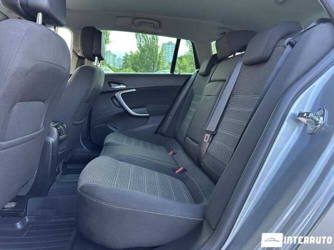 opel Insignia 2011