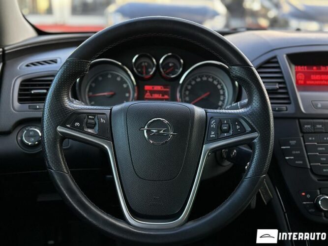 opel Insignia 2011