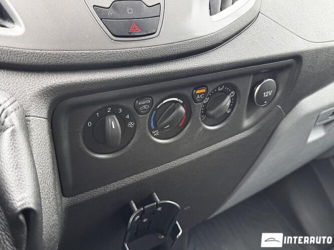 ford Transit 2017