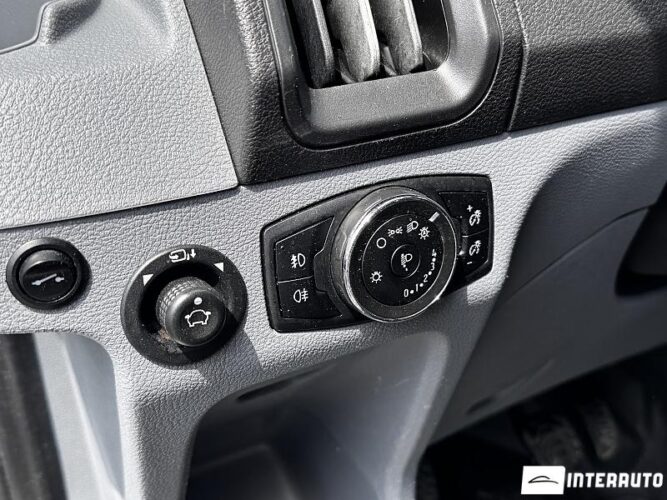 ford Transit 2017