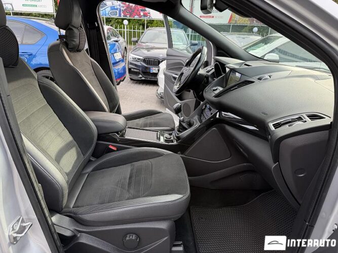 ford Kuga 2017