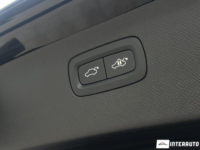 volvo XC 90 2025