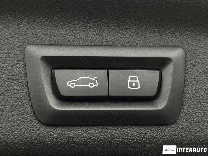 BMW X1 2.0i 55 bmw X1 2.0i 2023