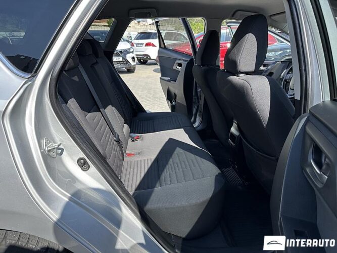 toyota Auris 2016
