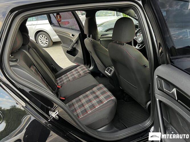 Volkswagen Golf GTI 48 volkswagen Golf GTI 2017