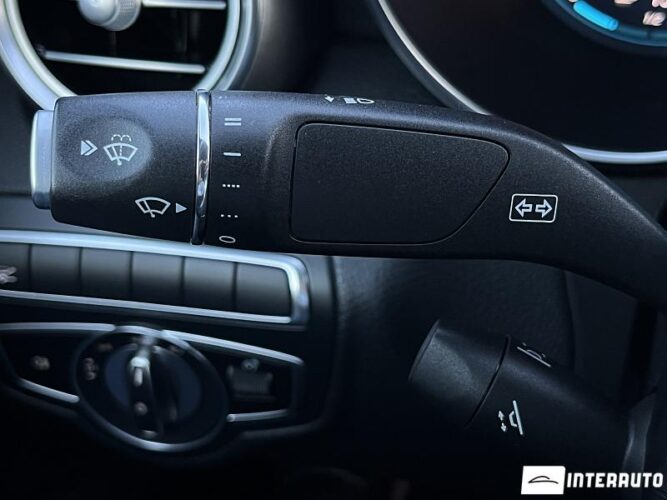 Mercedes C 300 41 mercedes C 300 2018
