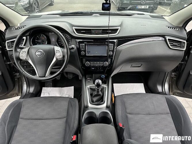 Nissan Qashqai 38 nissan Qashqai 2015