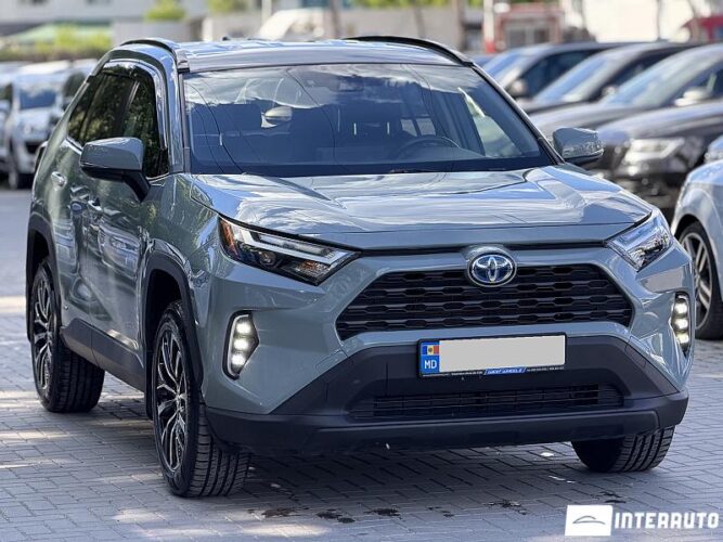 Toyota Rav-4 2022 doar la InterAuto