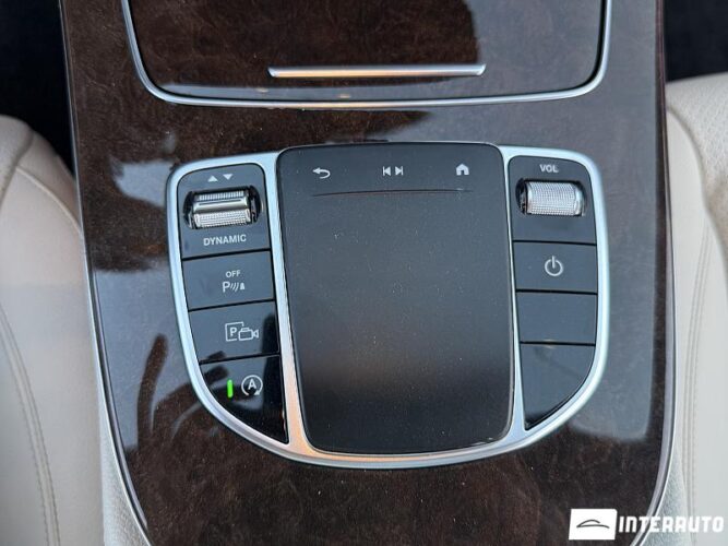 Mercedes E 350 48 mercedes E 350 2021