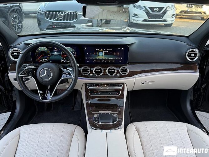 Mercedes E 350 42 mercedes E 350 2021