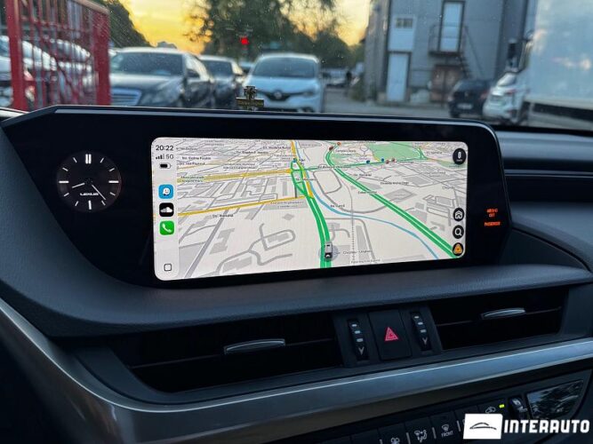 lexus ES 300h 2020