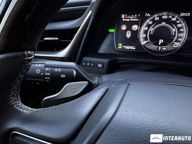 lexus ES 300h 2020