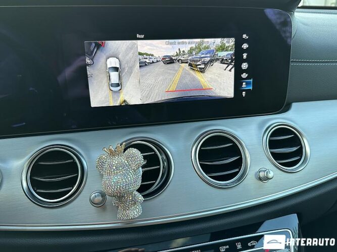mercedes E 300e 2021