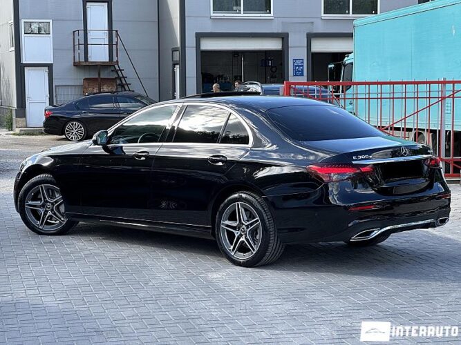mercedes E 300e 2021