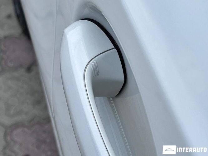 BMW 330E 39 bmw 330E 2020