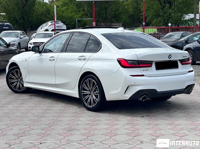 BMW 330E 37 bmw 330E 2020