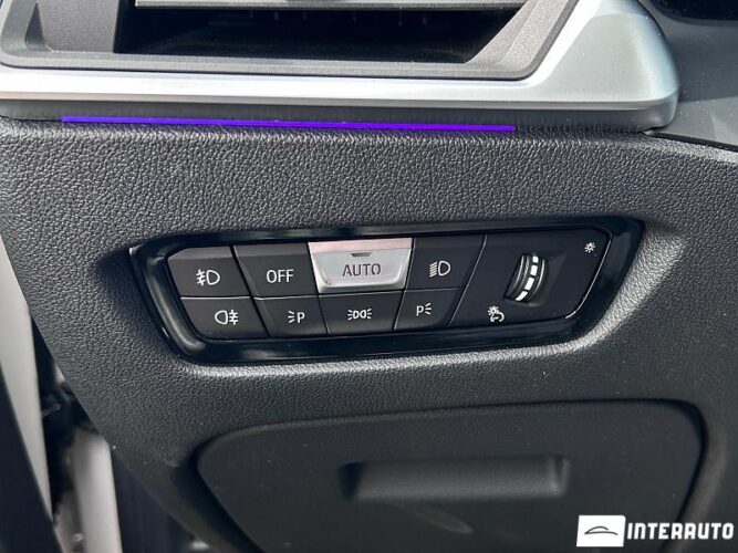 BMW 330E 44 bmw 330E 2020