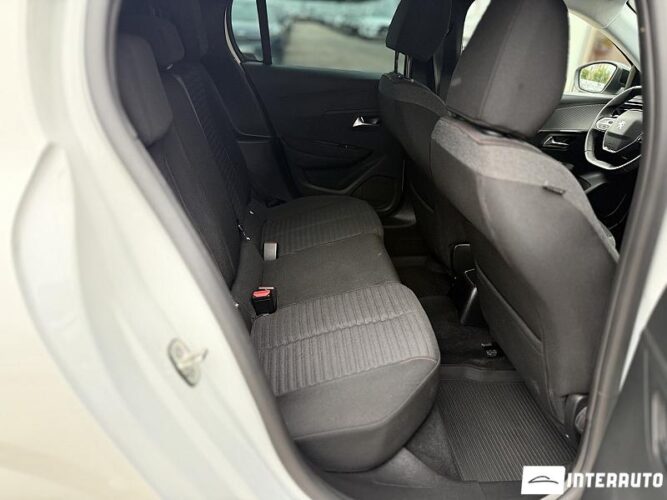 peugeot 208 2023