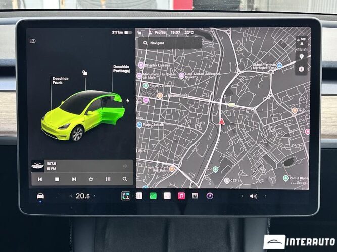tesla Model Y 2021