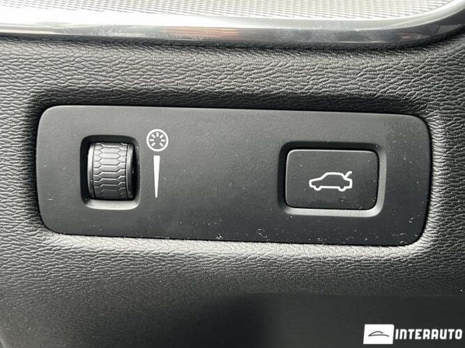 volvo XC 60 2019