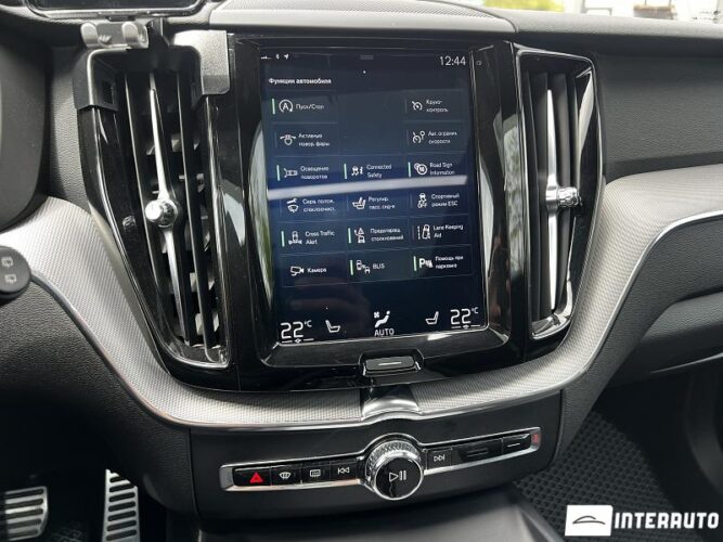 volvo XC 60 2019