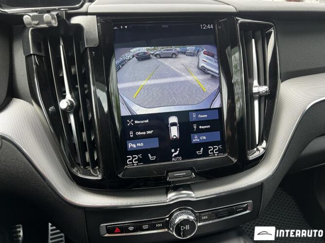 volvo XC 60 2019