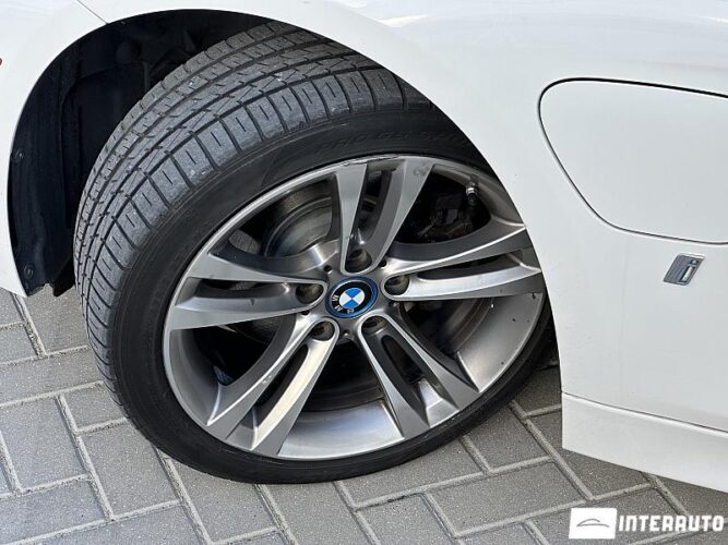 bmw 330E 2017