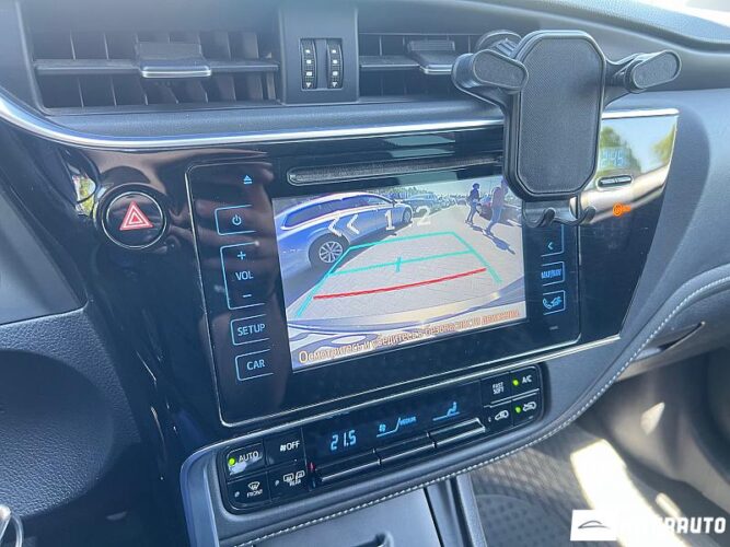 toyota Auris 2017