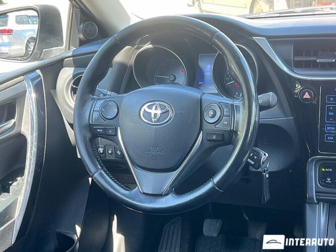 toyota Auris 2017
