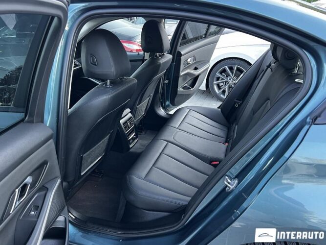 bmw 330E 2019