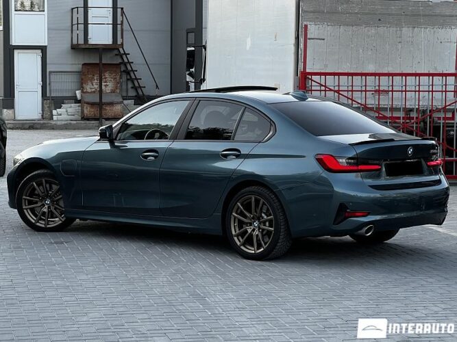 bmw 330E 2019