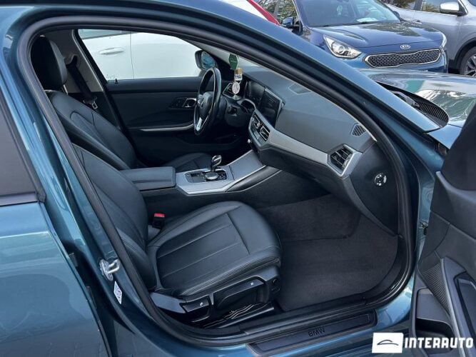 bmw 330E 2019