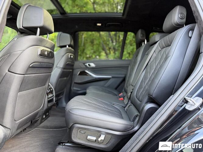 BMW X7 4.0i 61 bmw X7 4.0i 2024