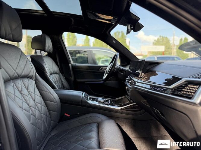 BMW X7 4.0i 65 bmw X7 4.0i 2024