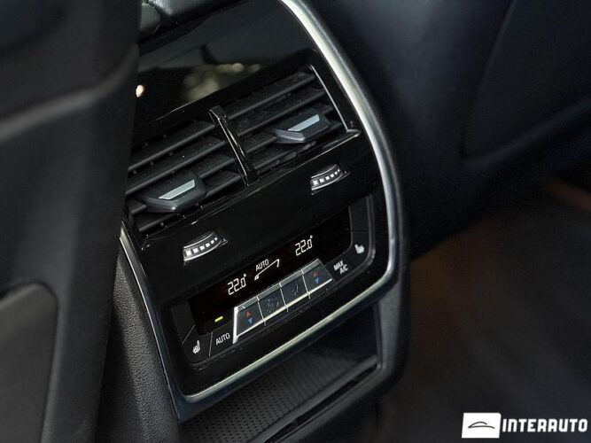 BMW X7 4.0i 63 bmw X7 4.0i 2024