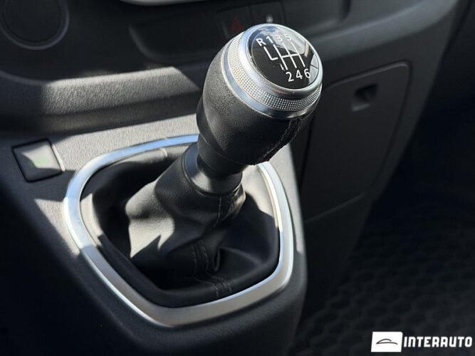 renault Trafic 2021