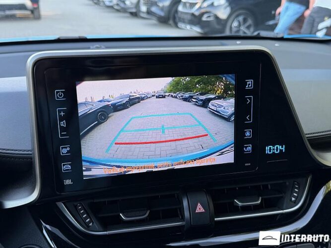 Toyota C-HR 44 toyota C-HR 2018
