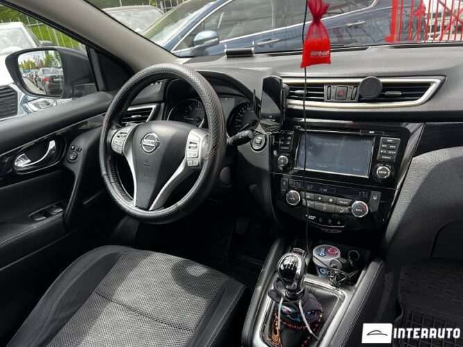 nissan Qashqai 2014