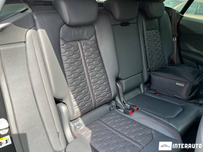 audi RSQ8 2024
